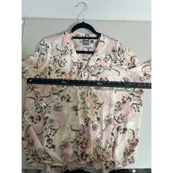 Soho New York & Co Jeans Sz L Floral Print Blouse Tie Front Crossover Hem - Picture 10 of 10